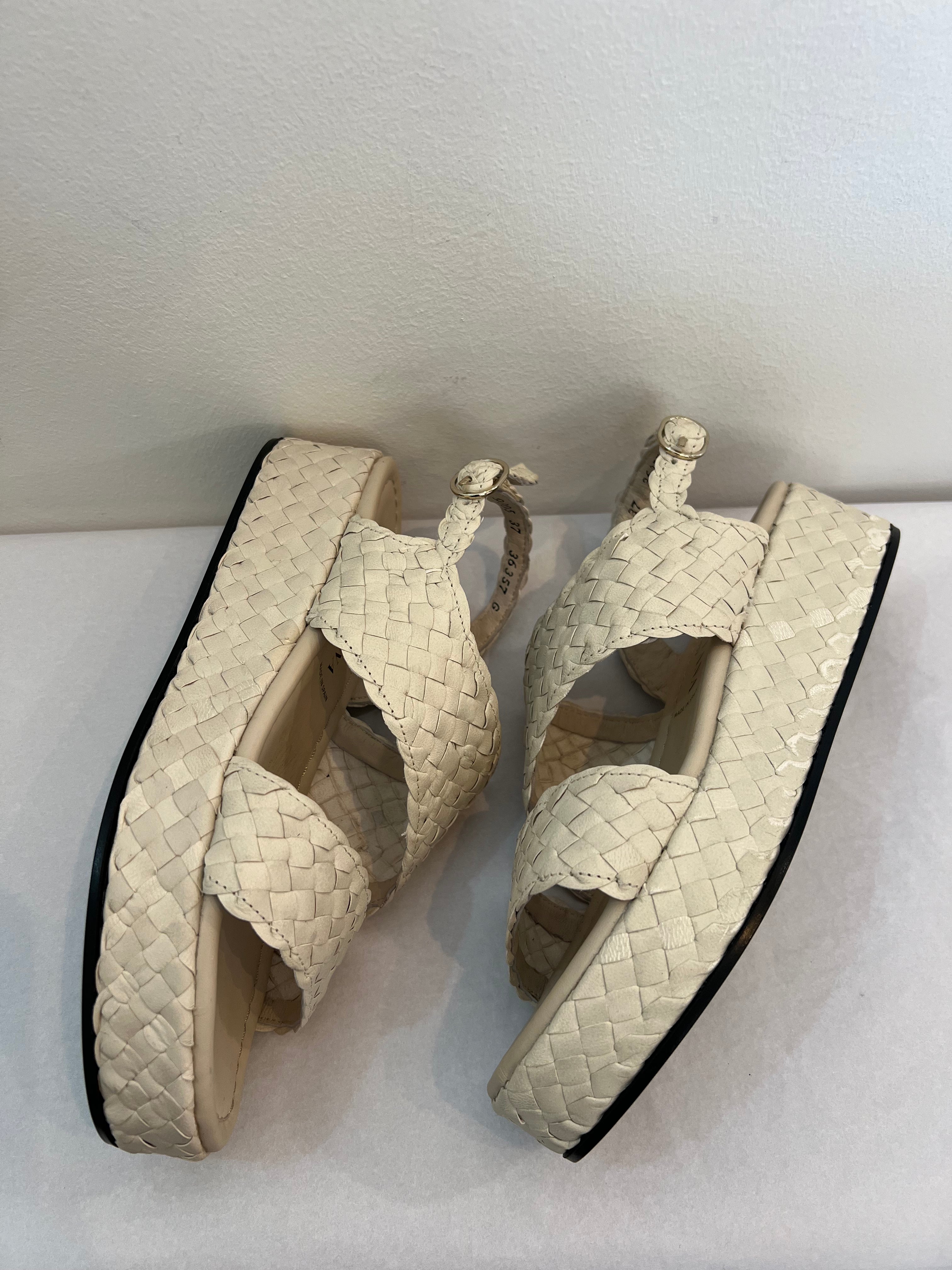 Hetre Alresford Hampshire Shoe Store Pons Quintana Stone Plaited Leather Wedge