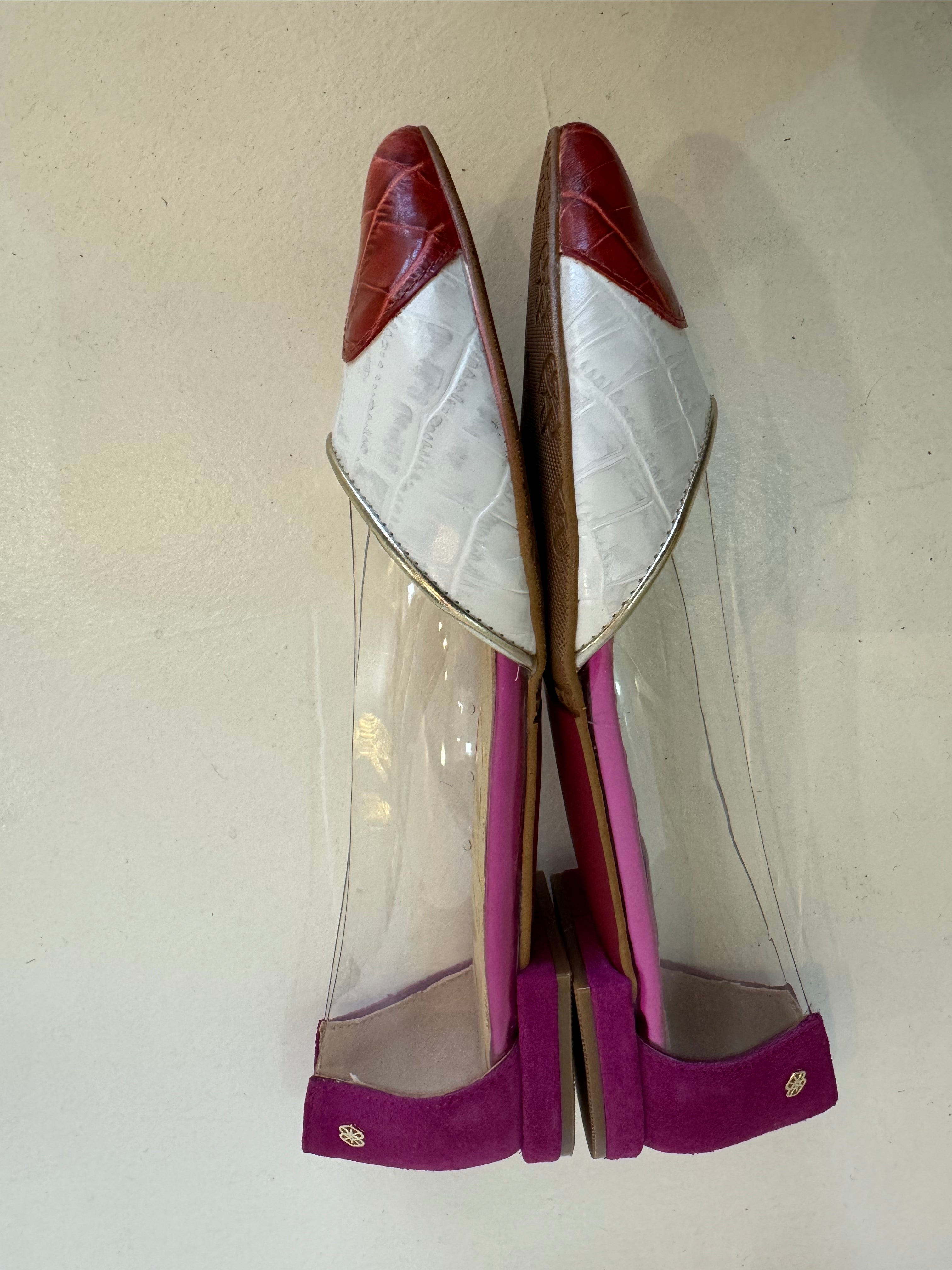 Hetre Alresford Hampshire shoe store Cuple Perspex Heart Pump