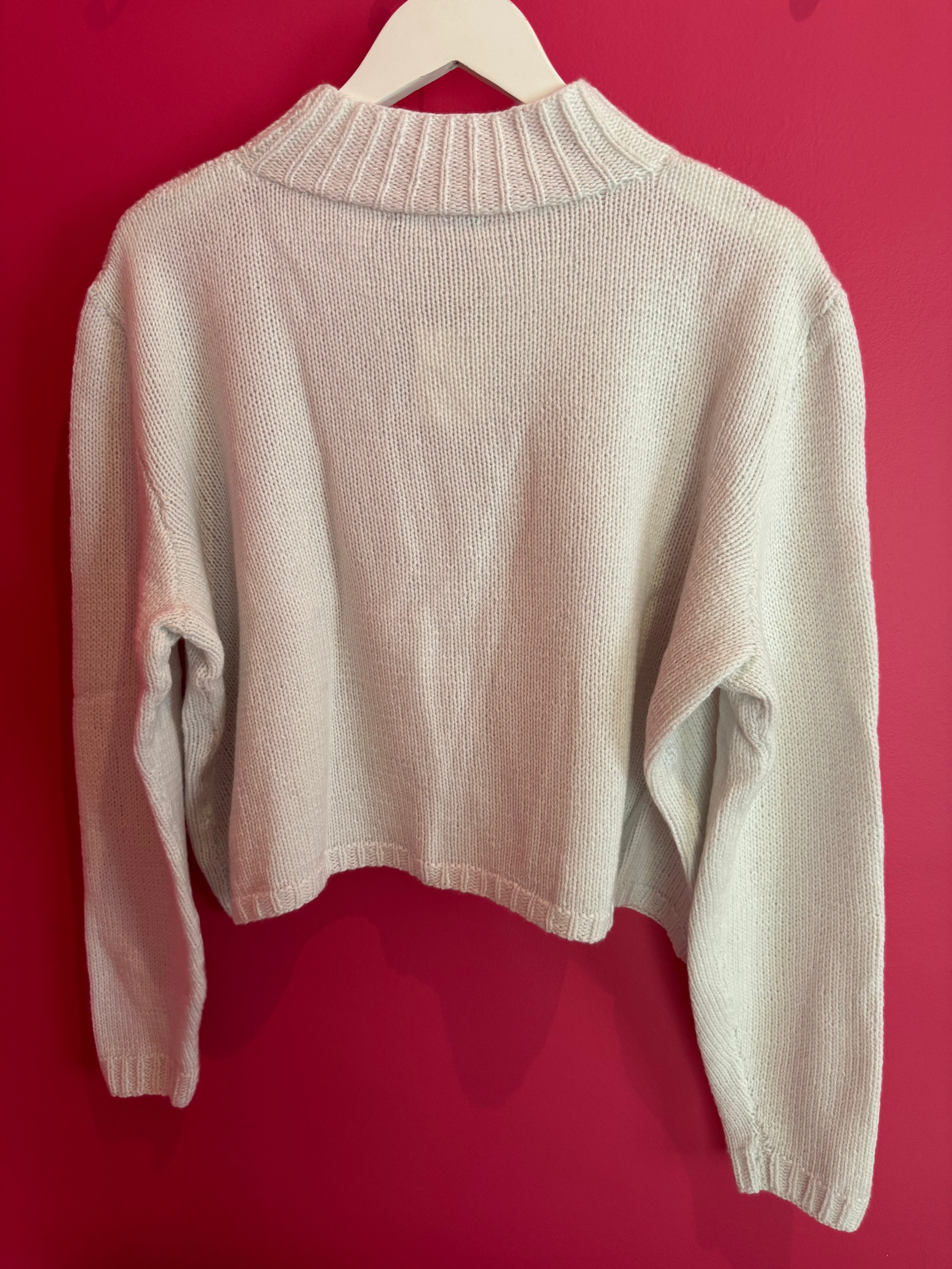 Hetre Alresford Hampshire Online Store Only English Weather Zinc White Cashmere Cropped Sloppy Jo