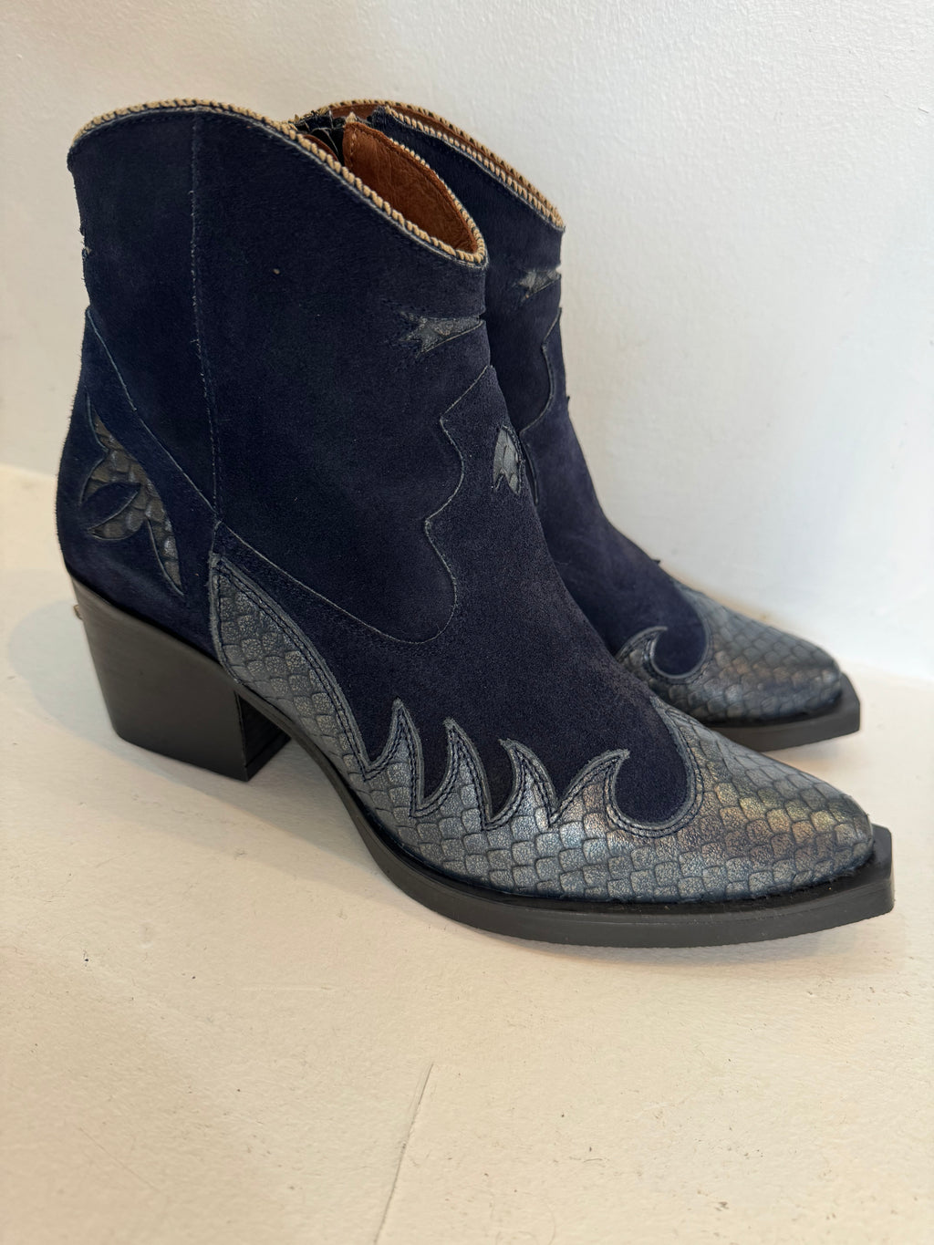 Hetre Alresford Hampshire Shoe Store Nemonic Navy Ankle Boot