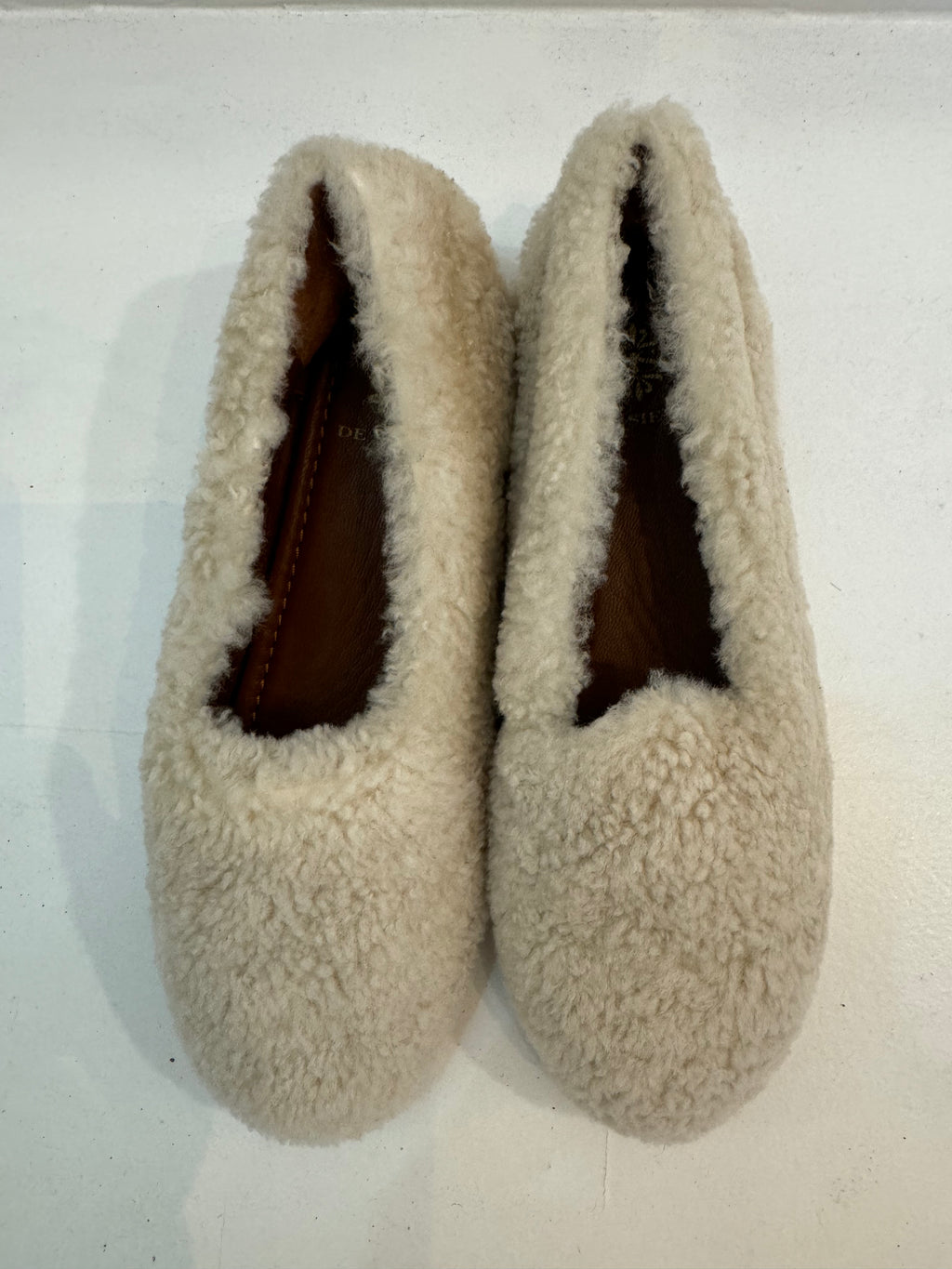 Hetre Alresford Hampshire Shoe Store De Siena Off White Shearling Teddy Loafer