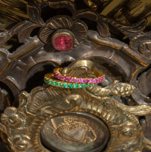 Hetre Alresford Hampshire Jewellery Sophie Theakston Emerald Eternity Ring