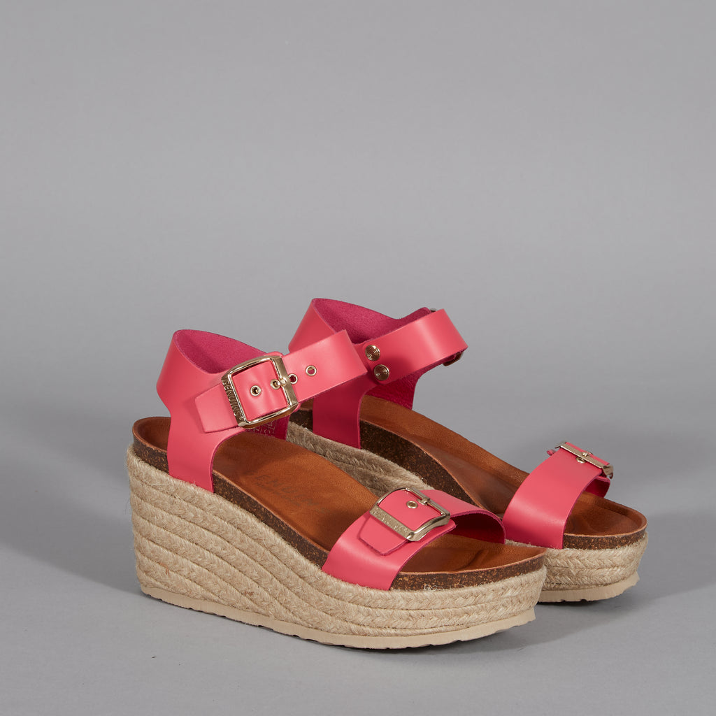 Hetre Alresford Hampshire Shoe Store Genuins Pink Buckle Wedge