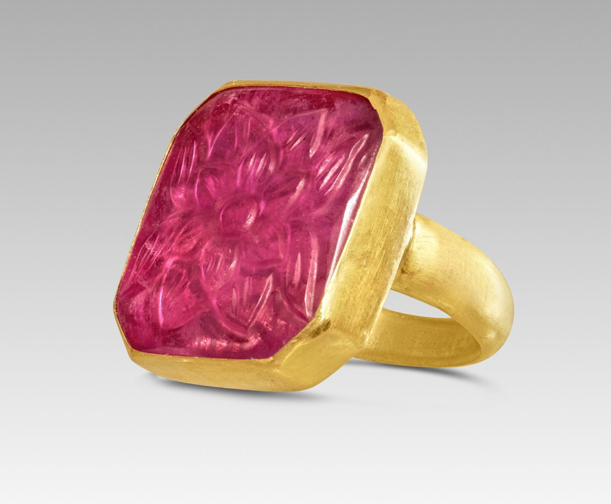 Hetre Alresford Hampshire Jewellery Boutique Sophie Theakston Carved Ruby Ring (Square)  